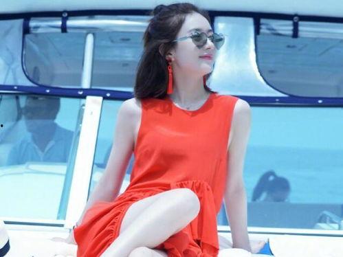 赵丽颖比基尼照片内裤,内裤细节引发热议